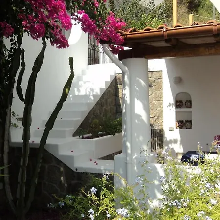 Valle Canale One Bedroom And Grande Two Bedrooms Villa Lipari (Isola Lipari)