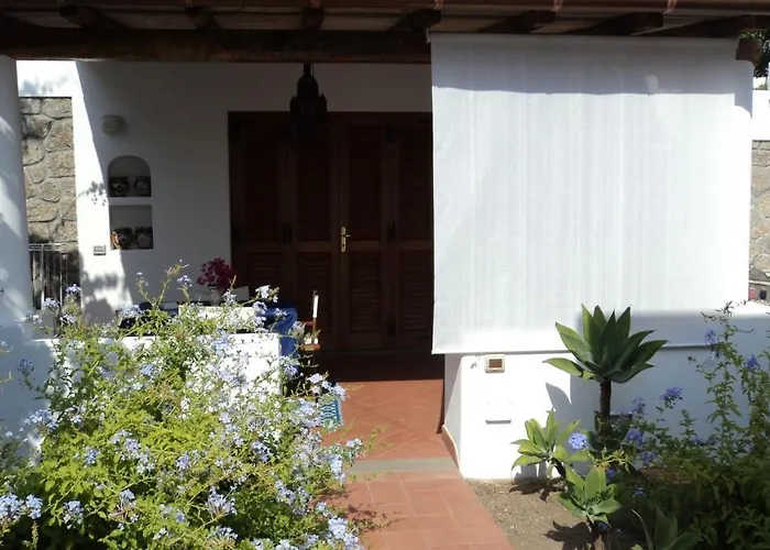 Valle Canale Marina (Lipari)