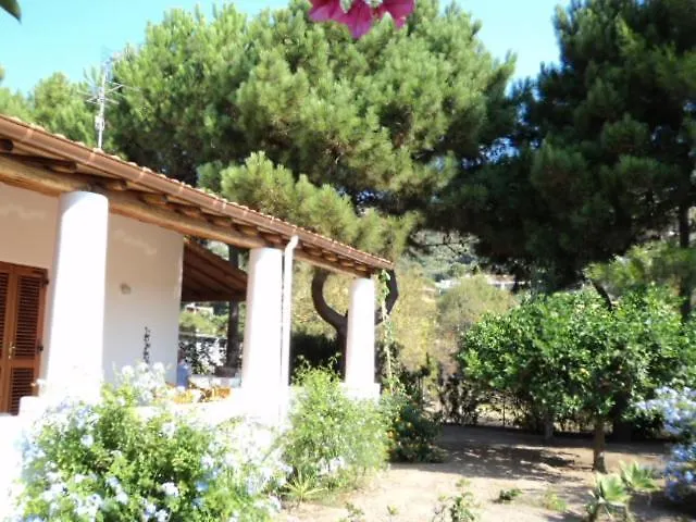 Valle Canale Marina (Lipari)