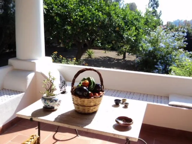 Valle Canale Villa Marina (Lipari)