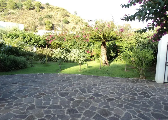 Villa Valle Canale Marina (Lipari)